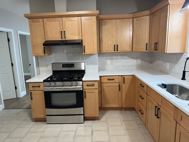 Foto del edificio - 31 Linwood Ave