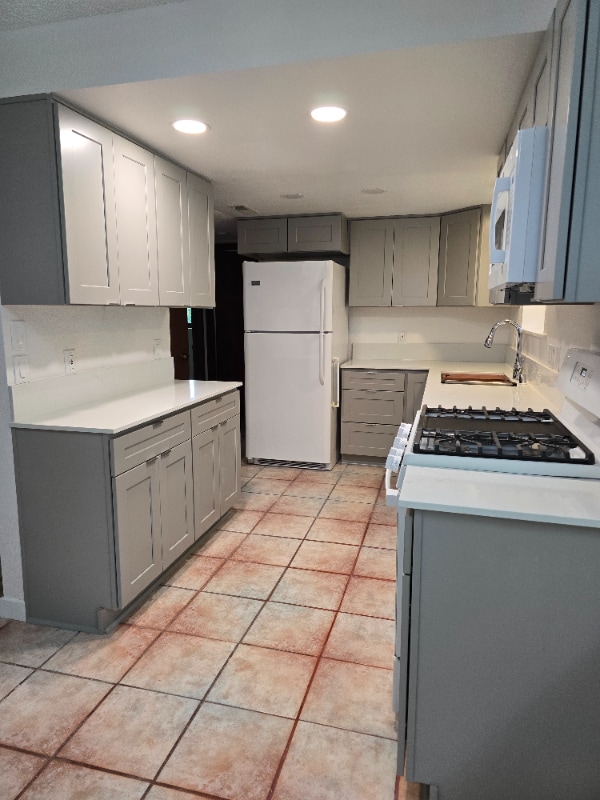 Building Photo - 12015 Clear Crk Ct NW