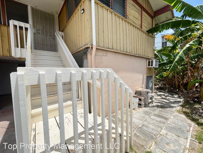 Building Photo - 5 br, 3 bath House - 660 N. Kuakini St.