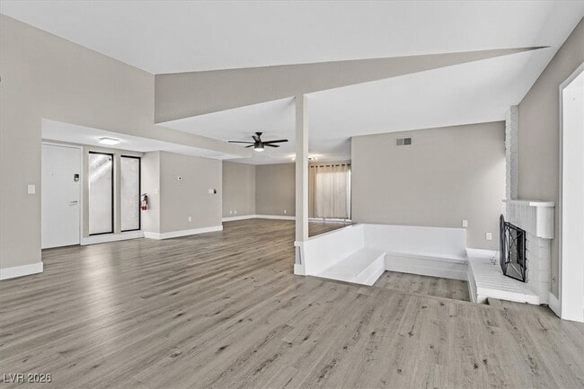 Building Photo - 3849 Boca Chica Ave