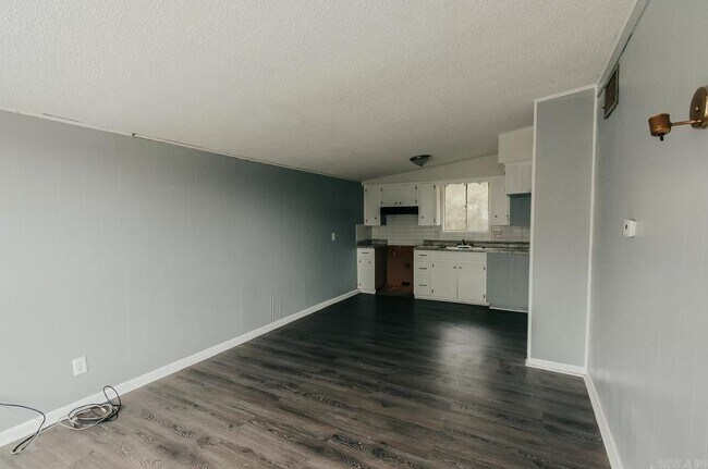 Building Photo - 419 Sierra Madre Dr