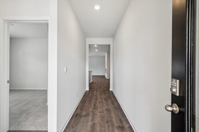 Foto del edificio - 85 Kipling Dr