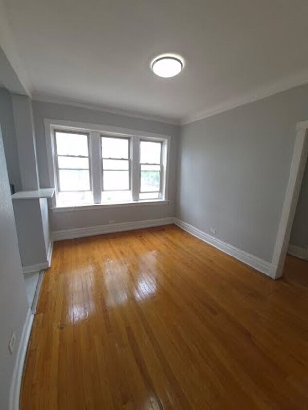 Primary Photo - Great 2 Bedroom unit, with a Wonderful Man...