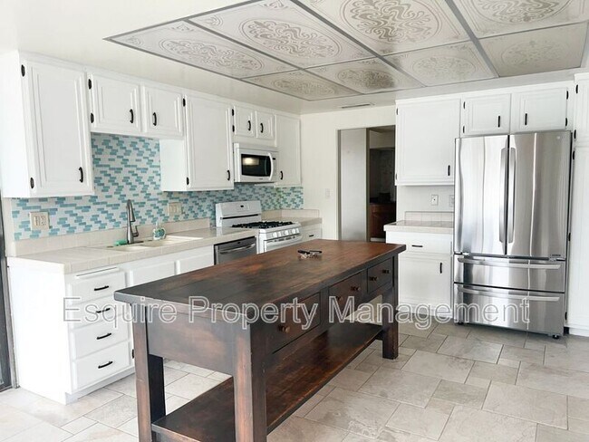 Foto del edificio - 2325 Kingsbridge Ln