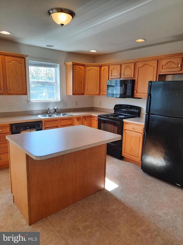 215 Antilles Court, Hampden Township, PA 17050 Townhome Rentals in