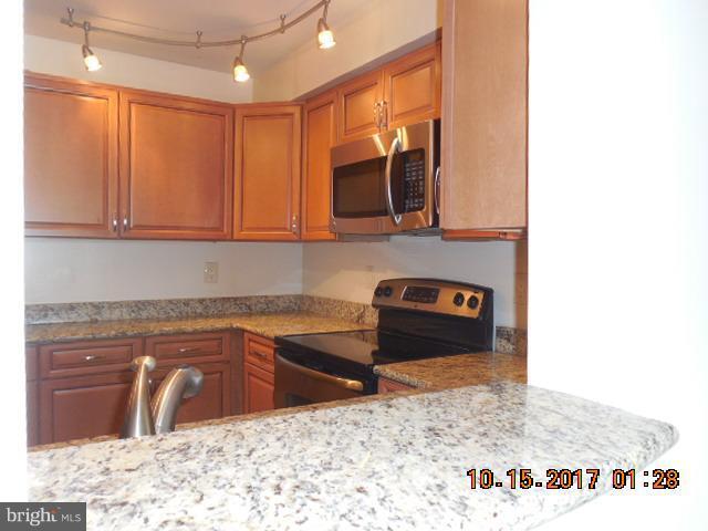 Building Photo - 545 E Braddock Rd