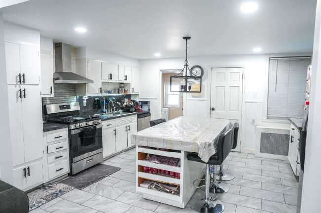 Foto del edificio - 134 Broadway