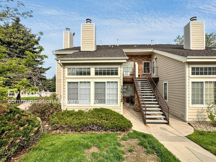 Foto principal - 13712 E Lehigh Ave