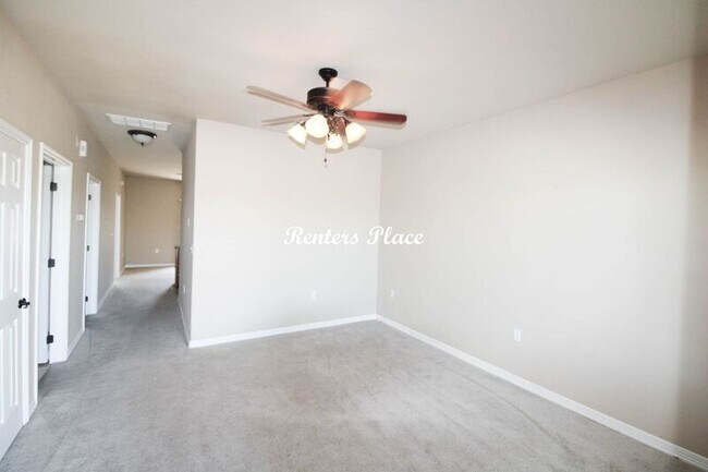 Foto del edificio - 10719 Douglas Cir