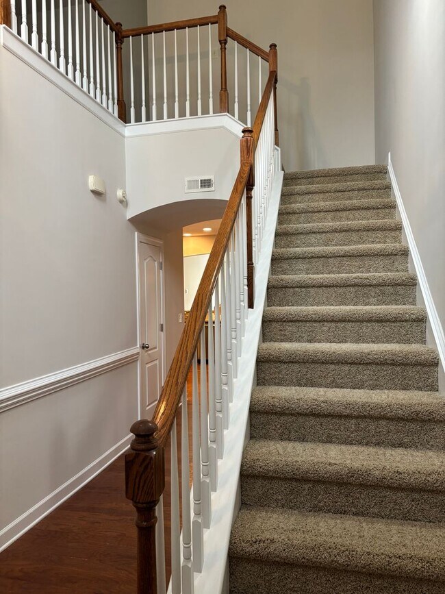 Building Photo - South Charlotte End-Unit Townhome with Main-Level Primary Suite & Bonus Room