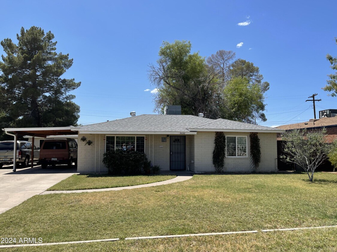 Foto principal - 3032 N 22nd St