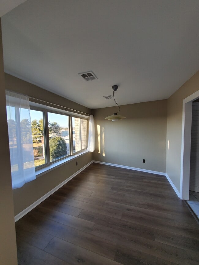 Building Photo - 14622 Bauer Dr