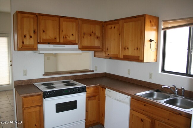 Foto del edificio - 5920 Thunder Ridge Rd