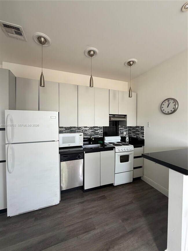 Foto del edificio - 1244 Pennsylvania Ave