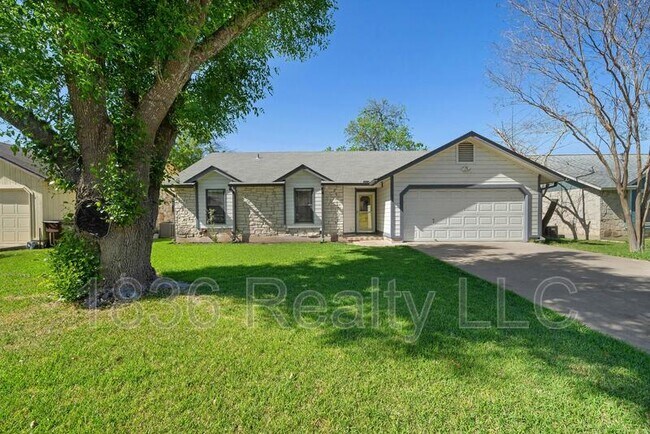 Building Photo - 506 Yucca Dr
