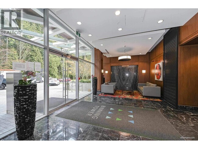 Photo du bâtiment - 3355 Binning Rd