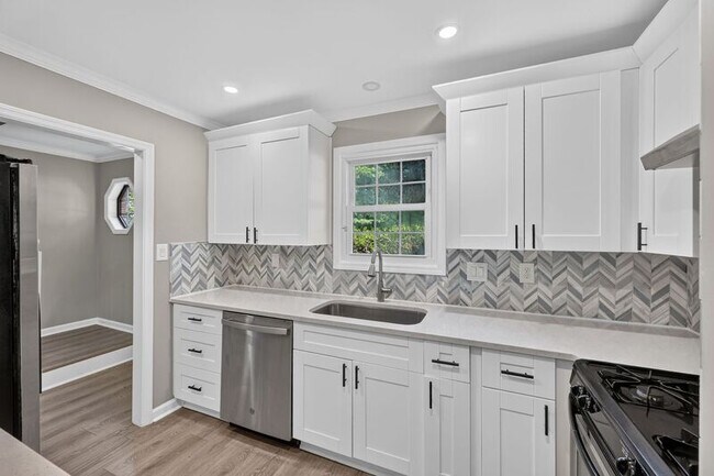 Foto del edificio - 138 Springstead Ct SW