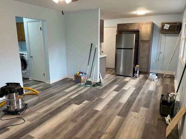 Building Photo - 290 S 368 E