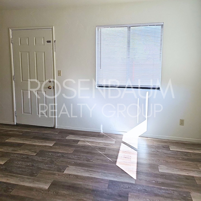 Primary Photo - Charming 1-bedroom, 1-bath duplex apartmen...