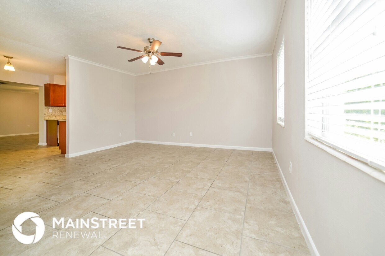 Foto principal - 529 Edward Rd