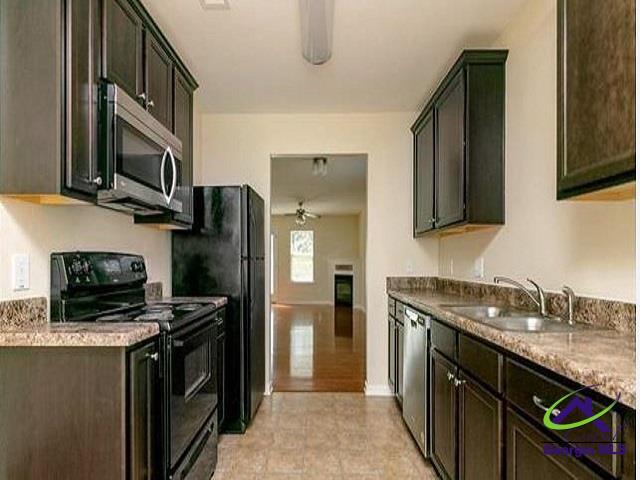 Building Photo - 113 Magnum Way