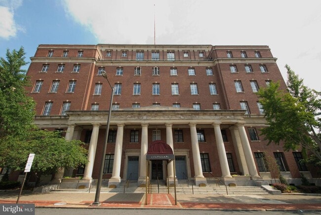 Building Photo - 1601 Spring Garden St