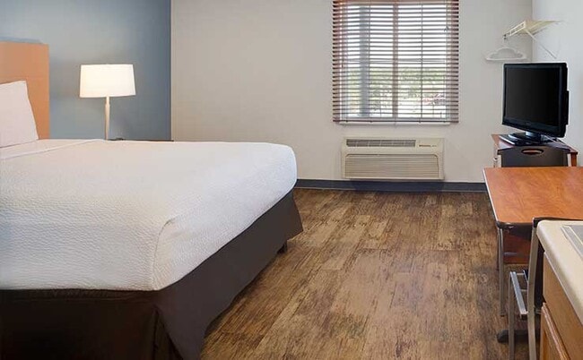 Building Photo - 1010 Sue Ln