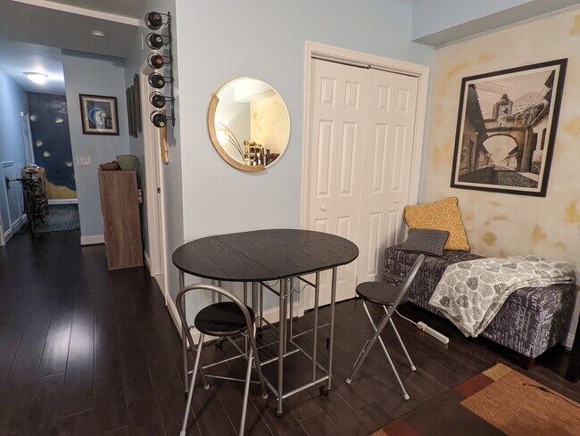 Foto del edificio - 1343 Bryant St NE