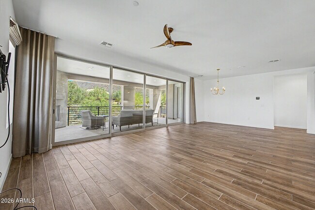 Foto del edificio - 11673 N 136th St