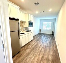 Building Photo - 5828 Chisolm Trail