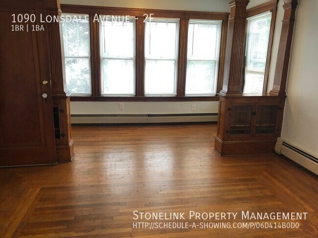Building Photo - 1090 Lonsdale Ave