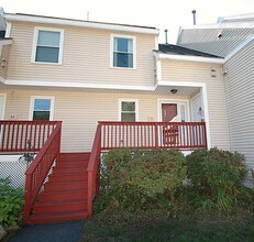 Building Photo - 70 Modena Dr
