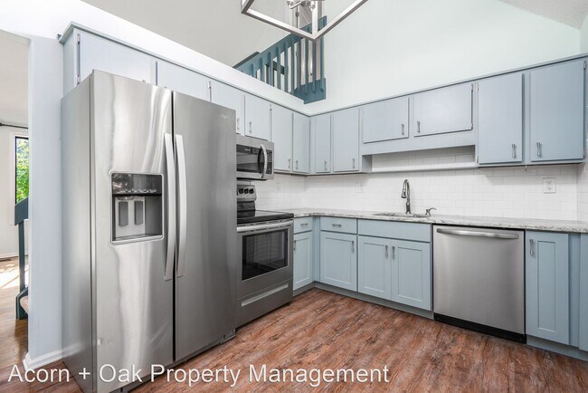 Foto del edificio - 3 br, 2 bath House - 2 Tiffany Pl
