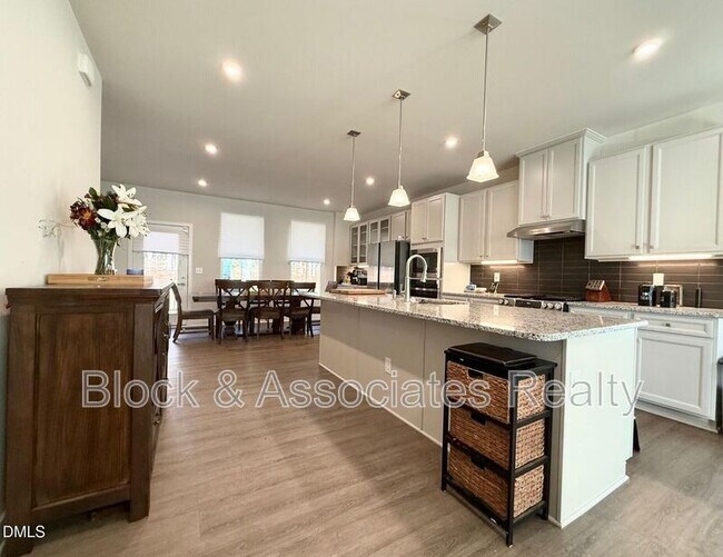 Foto del edificio - 1362 Chowan Ave