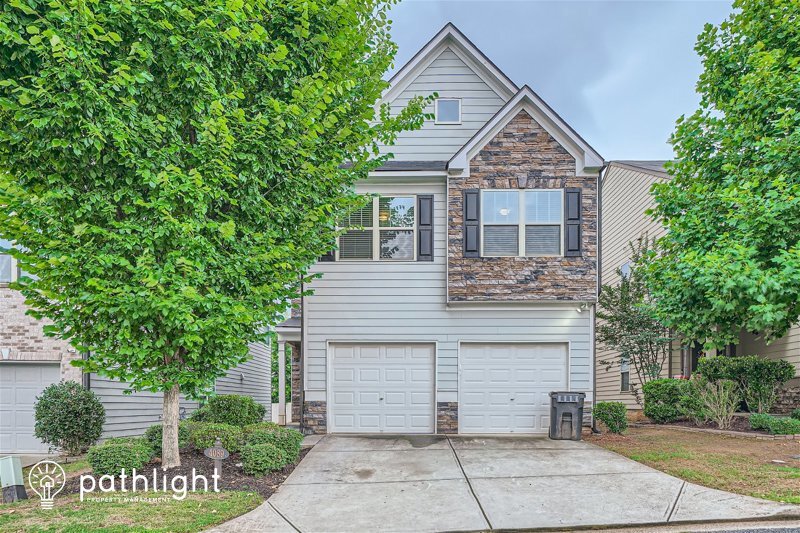 Foto principal - 4089 Lake Manor Way