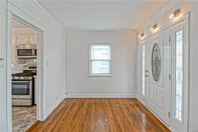 Building Photo - 5474 W 121st St