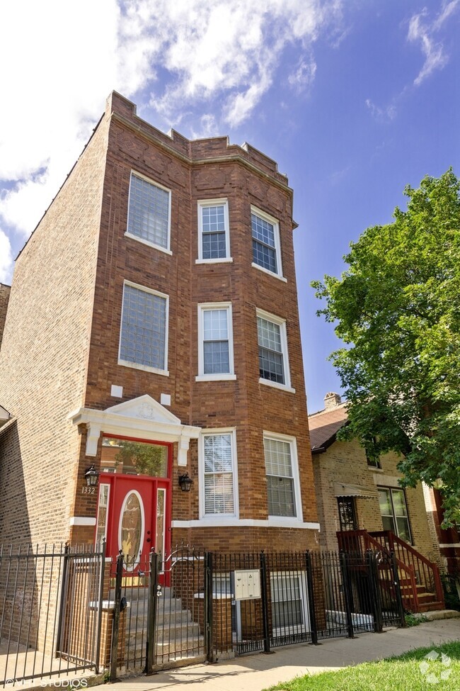 Building Photo - 1332 N Campbell Ave