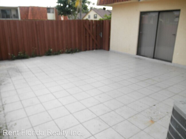 Building Photo - 2 br, 2.5 bath House - 71 Springdale Circle