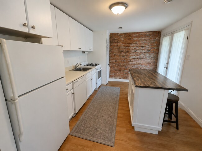 Foto del edificio - 2435 Grays Ferry Ave