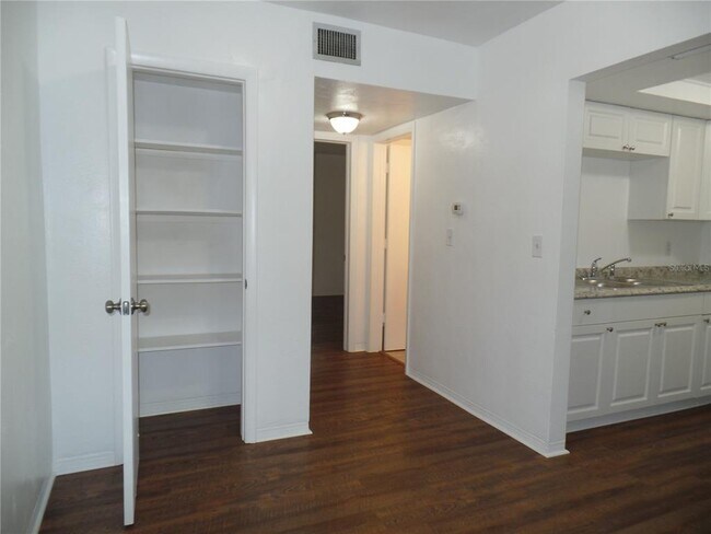 Building Photo - 1260 70th St N