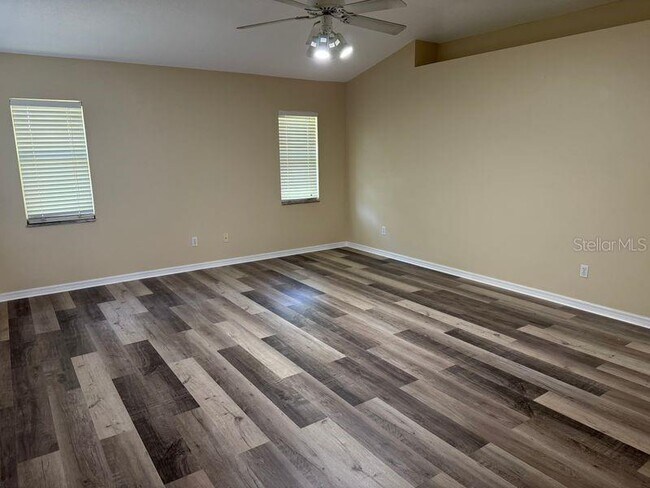 Foto del edificio - 839 Princeton Dr