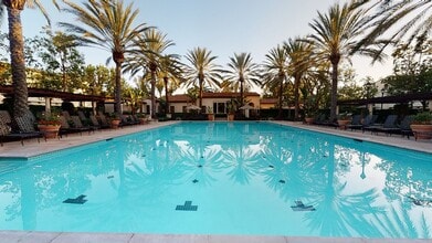 Woodbury Lane apartment homes photo'