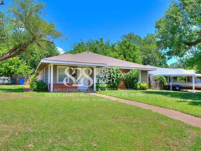 Building Photo - *AVAILABLE NOW!* CHARMING 3 BED/2 BATH SINGLE FAMILY HOME ON CORNER LOT IN MWC!