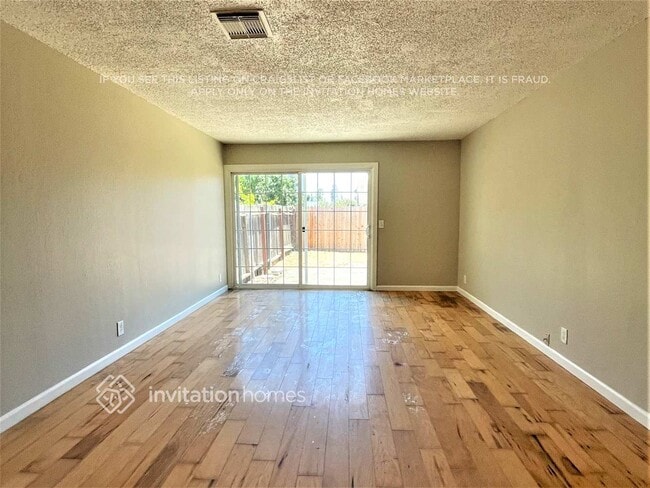 Building Photo - 125 Kennison Ct