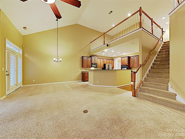 Building Photo - 9624 Sunset Grove Dr