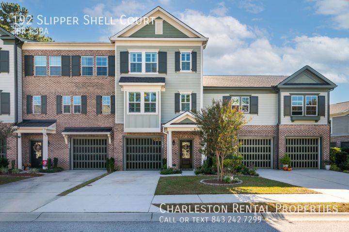 Photo - 192 Slipper Shell Court-