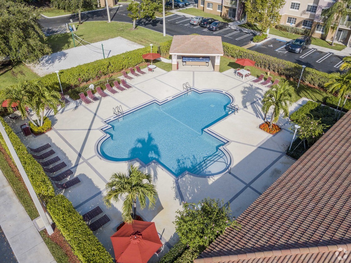 Doral Terrace Apartments - 4-5 Year Wait List - Apartments in Doral, FL ...