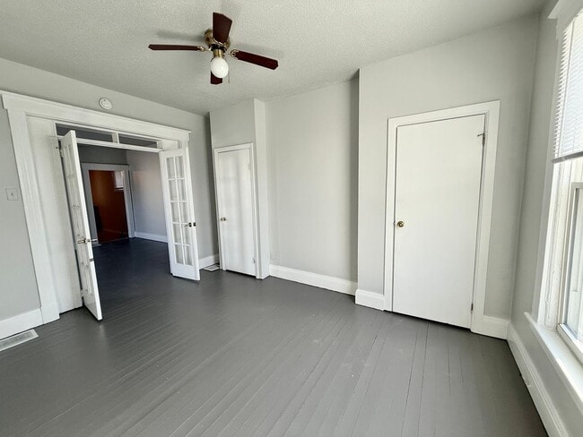 Building Photo - 414 Beech St