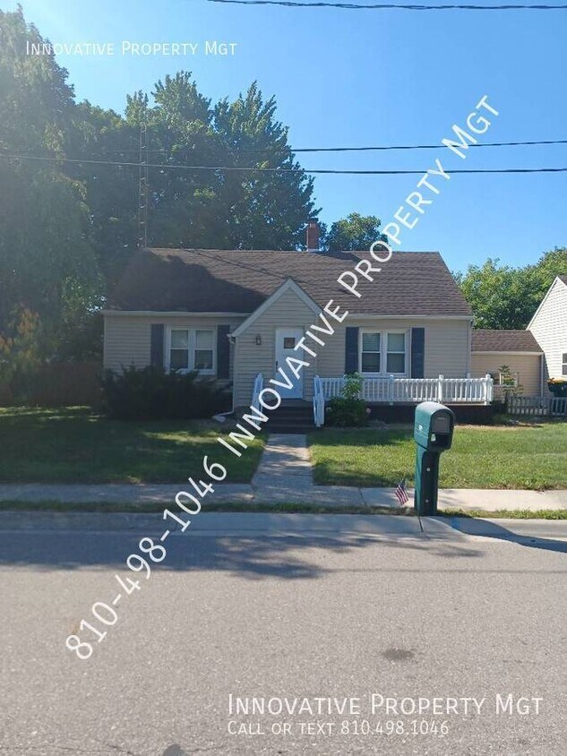 Fall is here and prices are falling at thi... House Rental in Flushing, MI