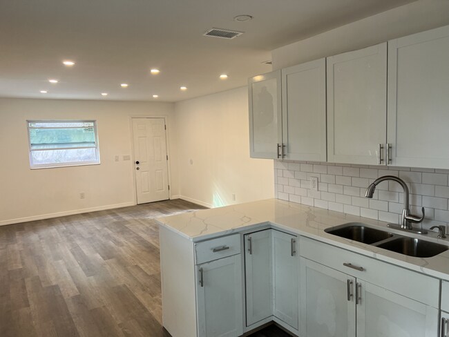 Building Photo - 4011 N 38th St